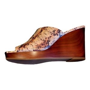Jessica Simpson NEW snakeskin wedge heels woodgrain size 9.5 NWOT